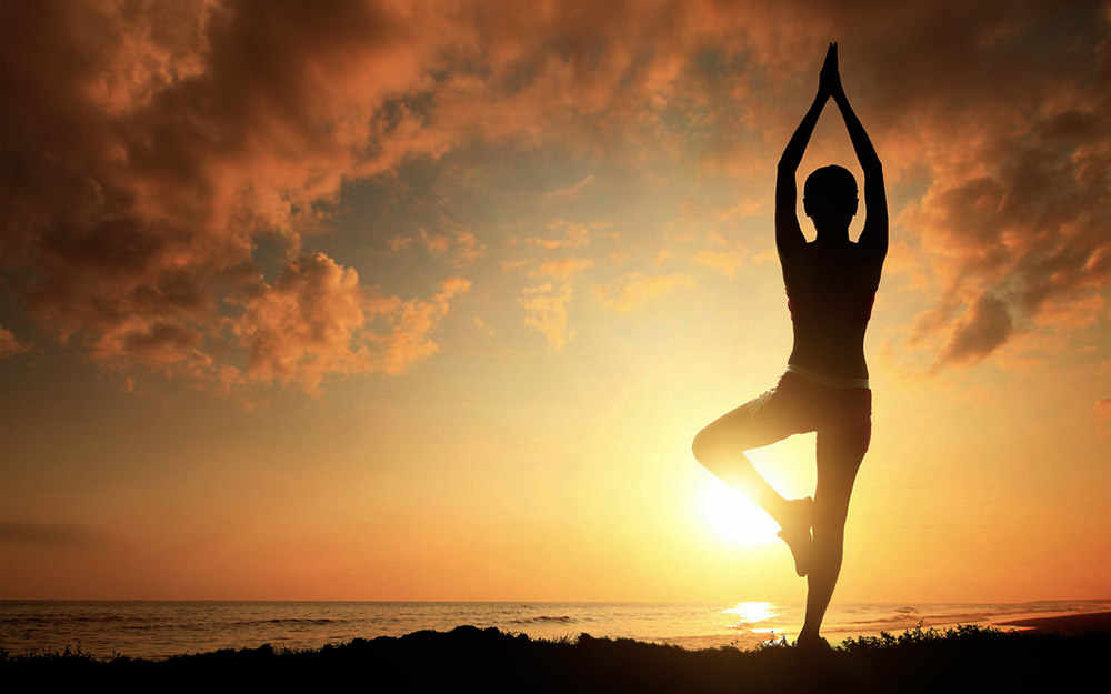 yoga-beach_featured_westmountmag