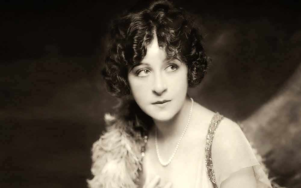 fannybrice-glamor_westmountmag