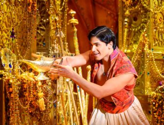 Timeless Aladdin enchants <br>and thrills a packed house