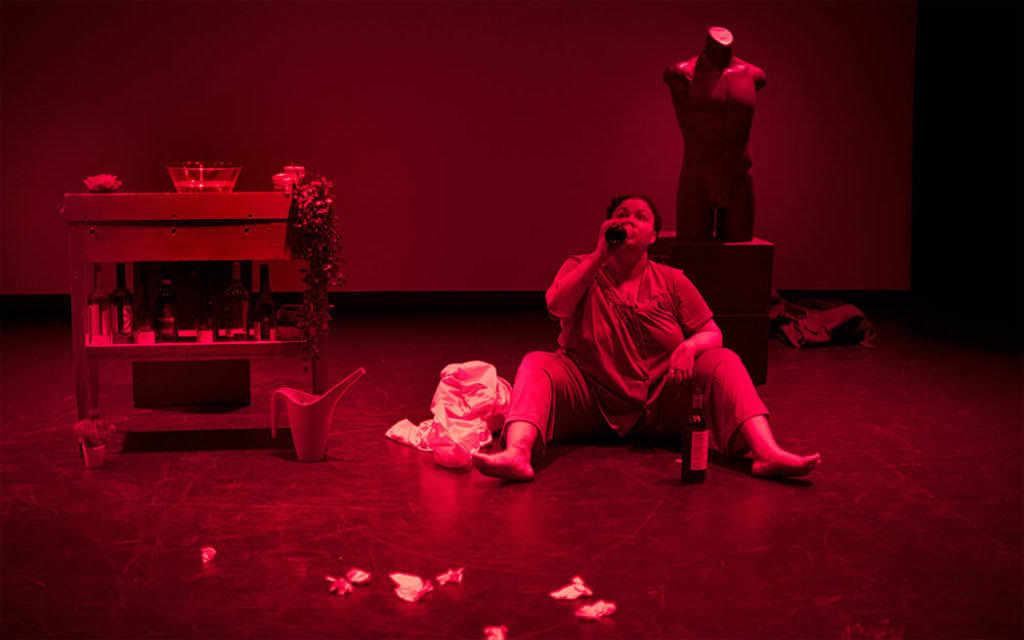 Double Bill Dark Red - WestmountMag.ca