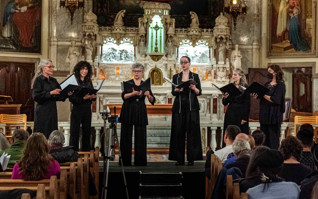 ensemble-scholastica-2096