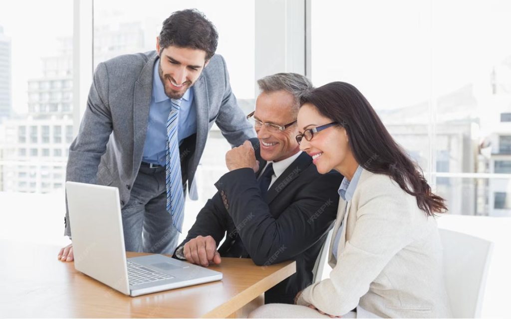 Famille en affaires – Family Business – Freepik