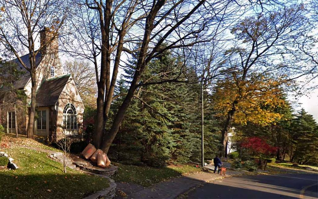 Forden Avenue