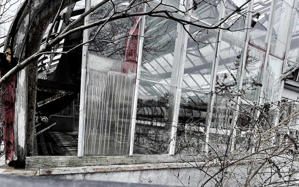 glasshouses_1211_westmountmag