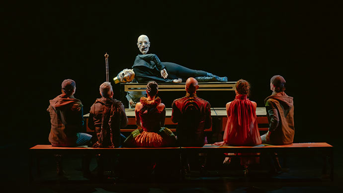 Hamlet, Prince du Danemark est présenté du 13 au 23 mai 2026 au Théâtre du Monument‑National, à Montréal. photo © Stéphane Bourgeois