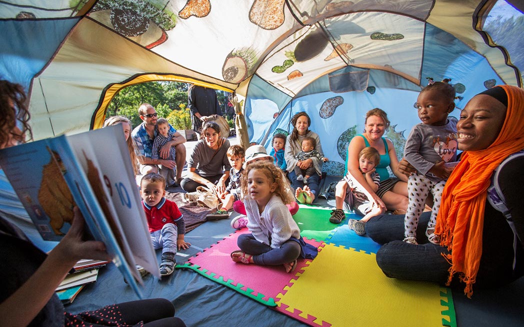 Matinées familiales avec Petits bonheurs aux Jardins Gamelin - Quartier des spectacles – WestmountMag.ca