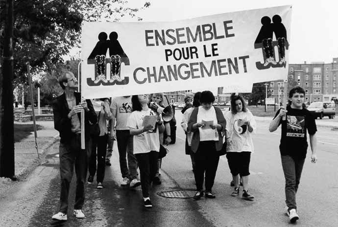 Voir – Juger – Agir : L’histoire de la JOC au Québec, réalisé par Annie Deniel et produit par André Vanasse, prend l’affiche partout au Québec à partir du 3 avril 2026.