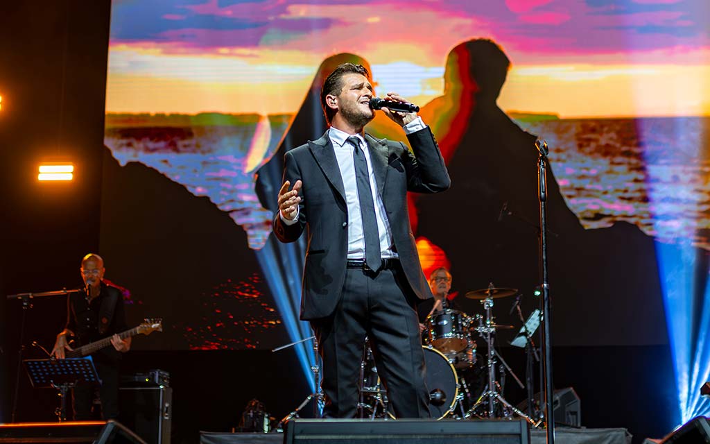 Julien Dassin chante Joe Dassin - WestmountMag.ca