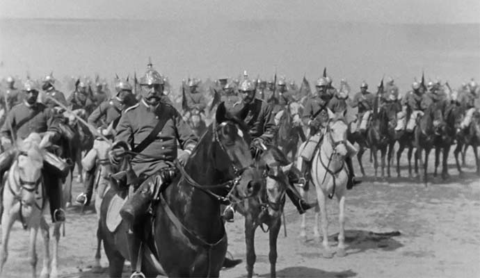 Le documentaire rappelle que les frères Lumière ne se contentèrent pas d’inventer une machine : ils ont posé les bases d’un art.