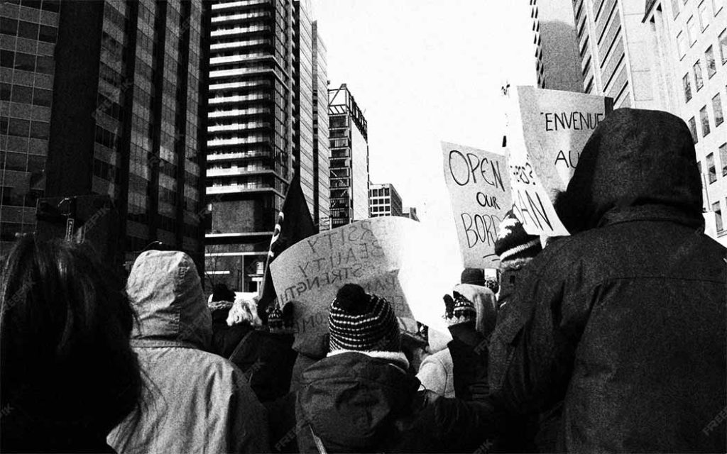 manifestation - photo by Ligia Camargo - pexels