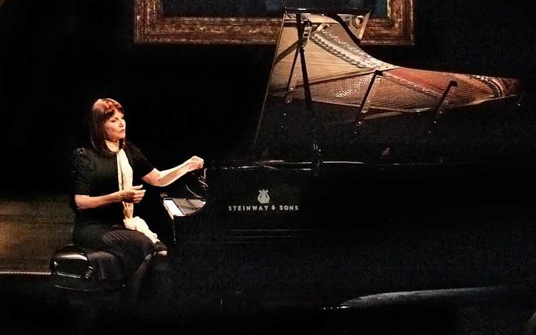 Mona-Golabek-in-The-Pianist-of-Willesden-Lane_westmountmag