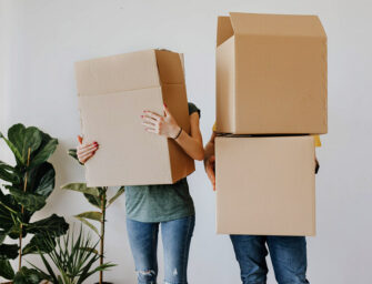 Real Estate Talk: <br>Finding a moving company