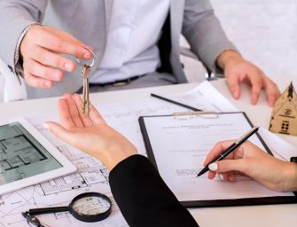 Real Estate Talk: <br loading=