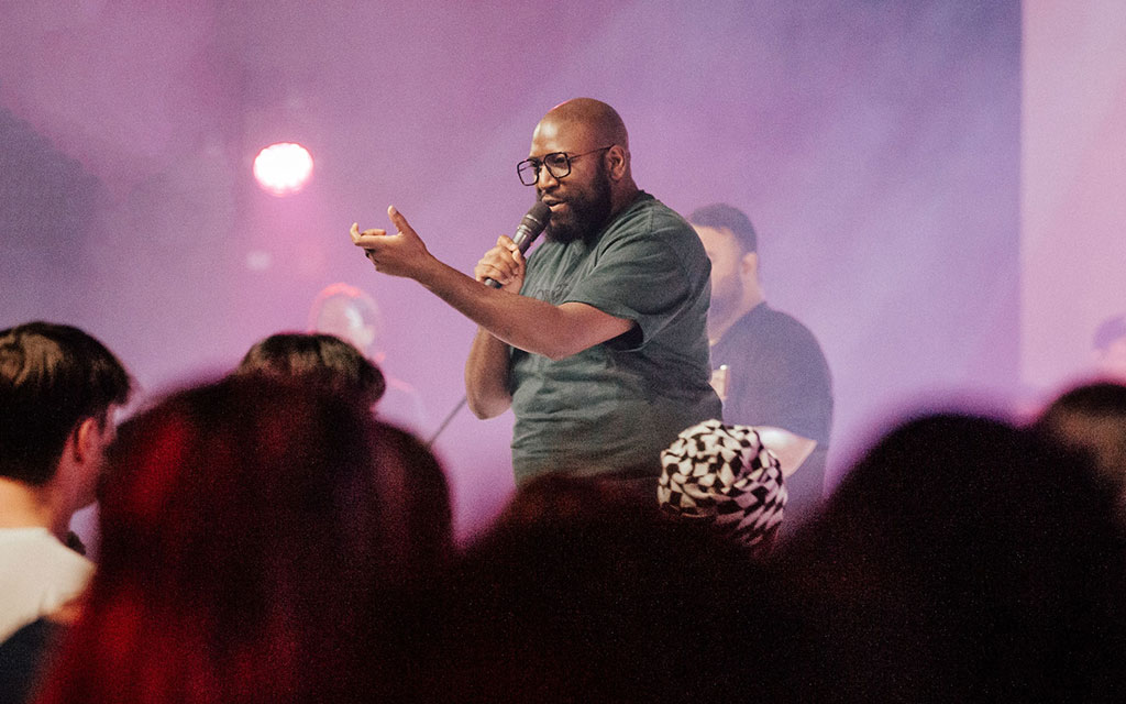 speaker-unsplash-1024