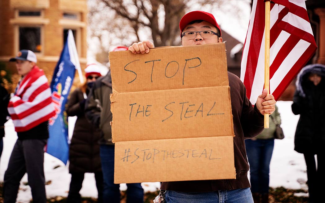 Stop-The-Steal-protestor_westmountmag.ca