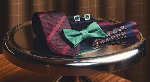 Sur Mesur - 3500 de Maisonneuve O/W, #1520, Montreal, QC  H3Z 3C1 • 514 788-6484